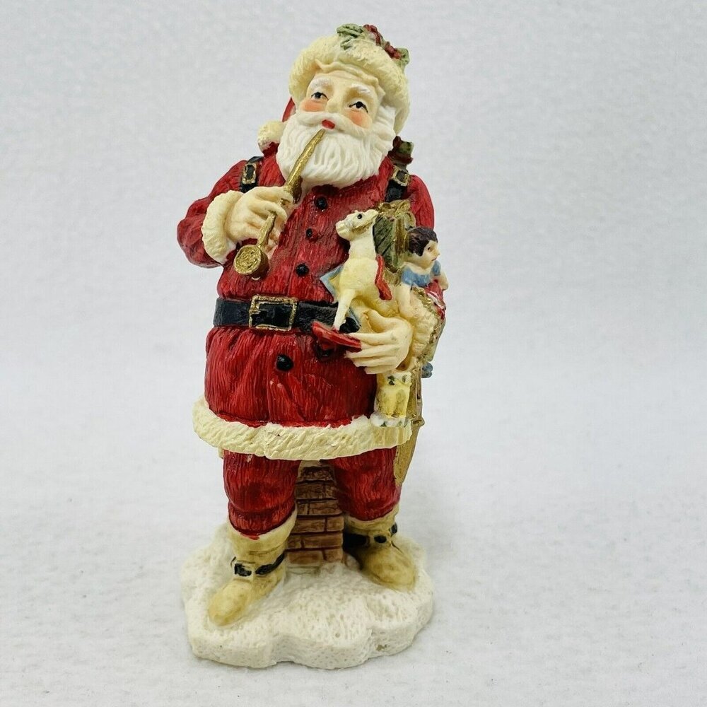 International Santa American Christmas Figurine USA America United States SC06